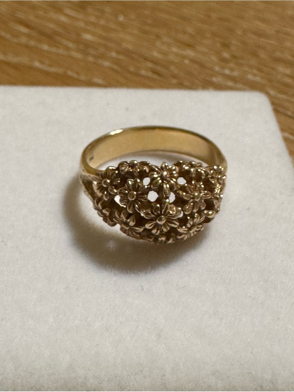 Retired James Avery Margarita Daisy Flower Dome Ring 14K Gold Size 7.5